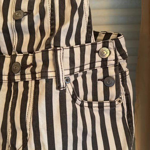Divided Black and White Striped Overall Shorts - Picture 2 of 6